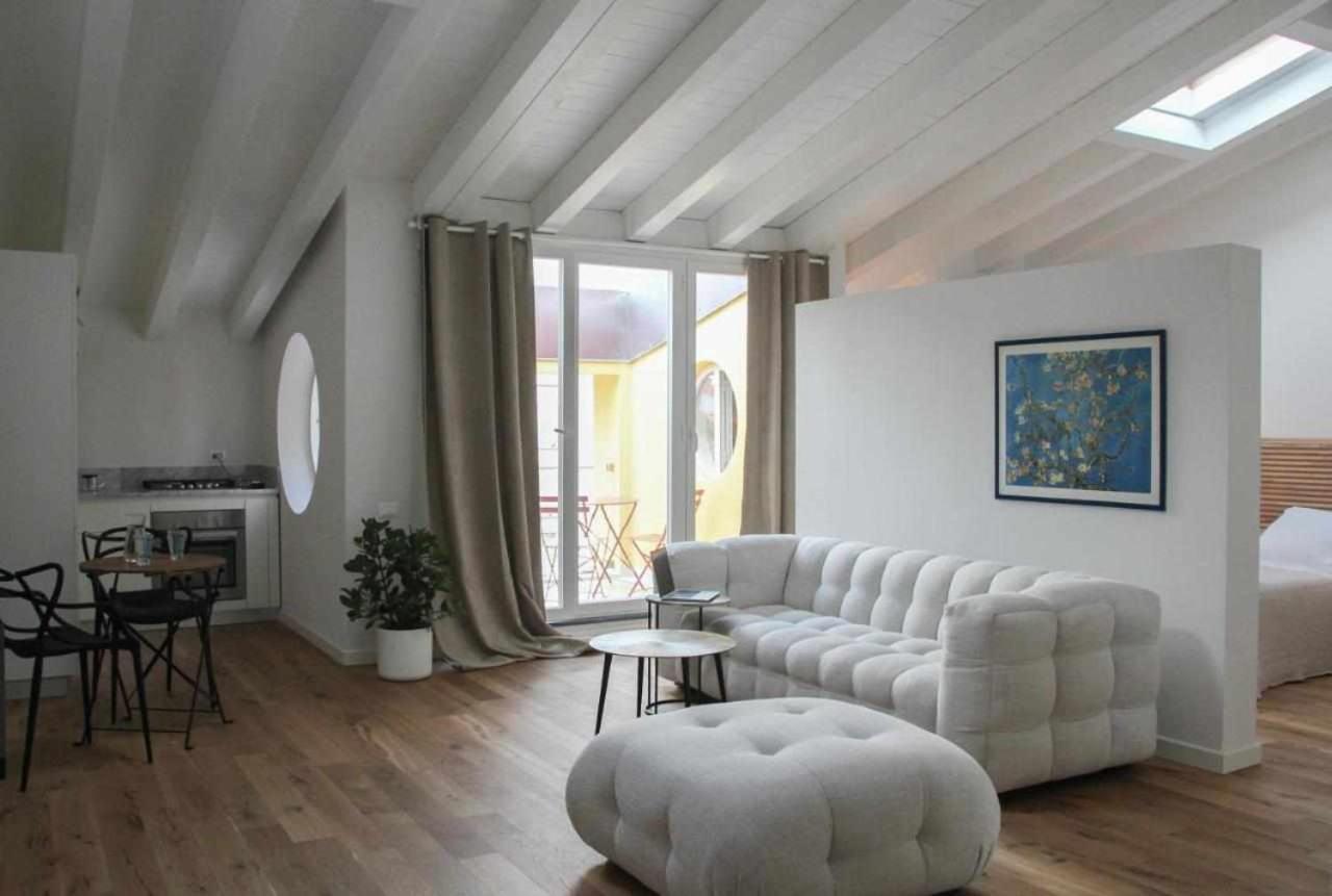 Waterfront Balcony I Grani 4 Resort Style Suite Livourne Extérieur photo