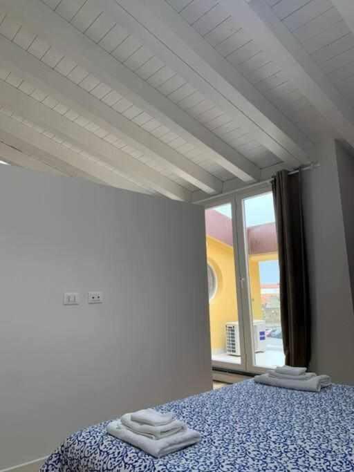 Waterfront Balcony I Grani 4 Resort Style Suite Livourne Extérieur photo